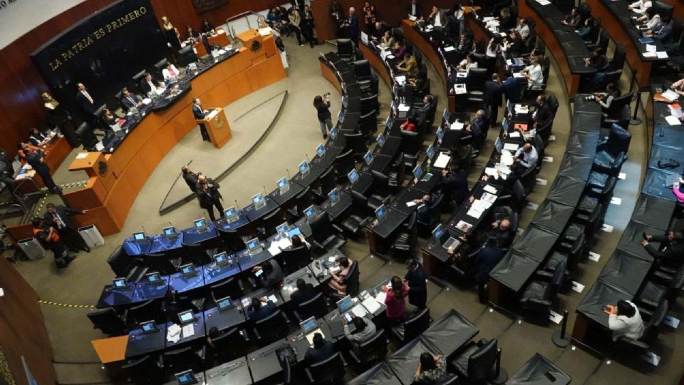 Sesión permanente en el Senado.