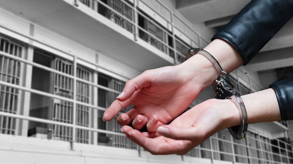 La Fiscalía General del Estado (FGE) le imputa el delito de homicidio doloso.