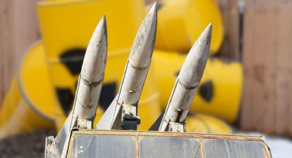 Arturo Barba explica cómo funciona una bomba nuclear