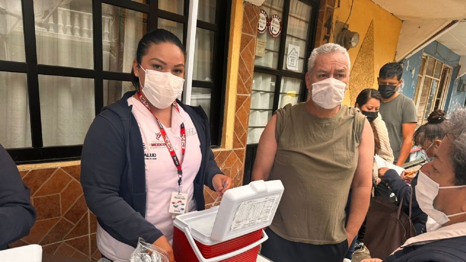 Se exhortó a la población a mantener limpias las calles y evitar tirar basura en coladeras para prevenir nuevas acumulaciones de agua.