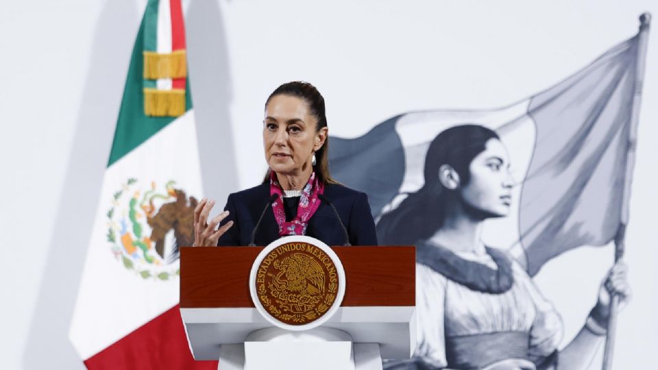 La presidenta de México, Claudia Sheinbaum, habla durante su rueda de prensa matutina.
