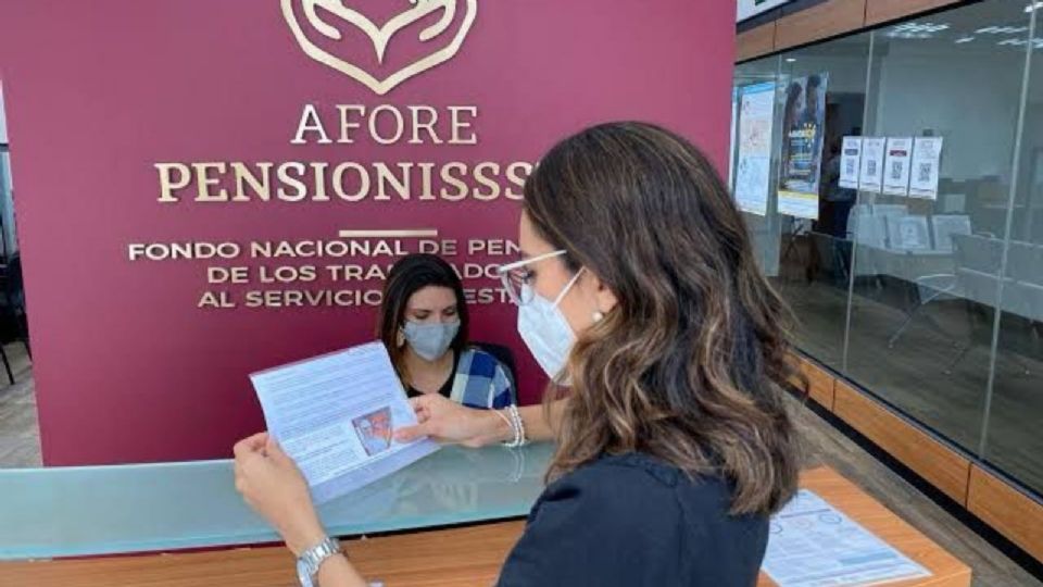 El líder sindical presentó cuatro propuestas para mejorar el Fondo Nacional de Pensiones de los Trabajadores al Servicio del Estado.