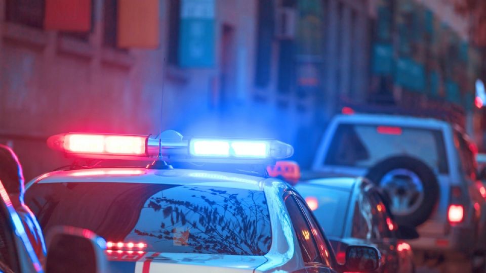 El policía recibió un ataque directo.