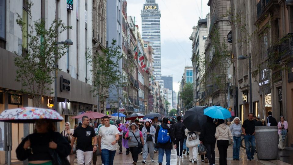 Se esperan lluvias en toda la ciudad, por lo que se activó alerta amarilla.