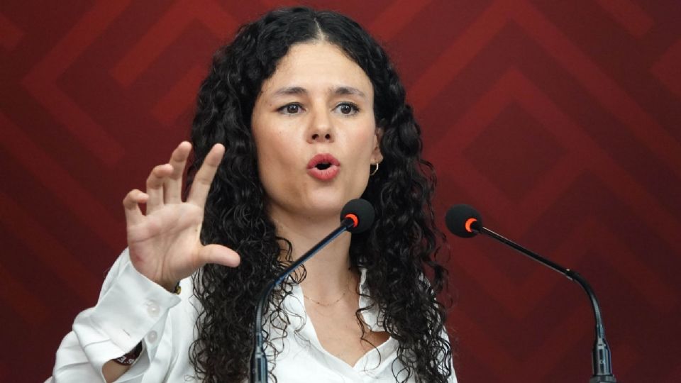 Luisa María Alcalde, dirigente de Morena.