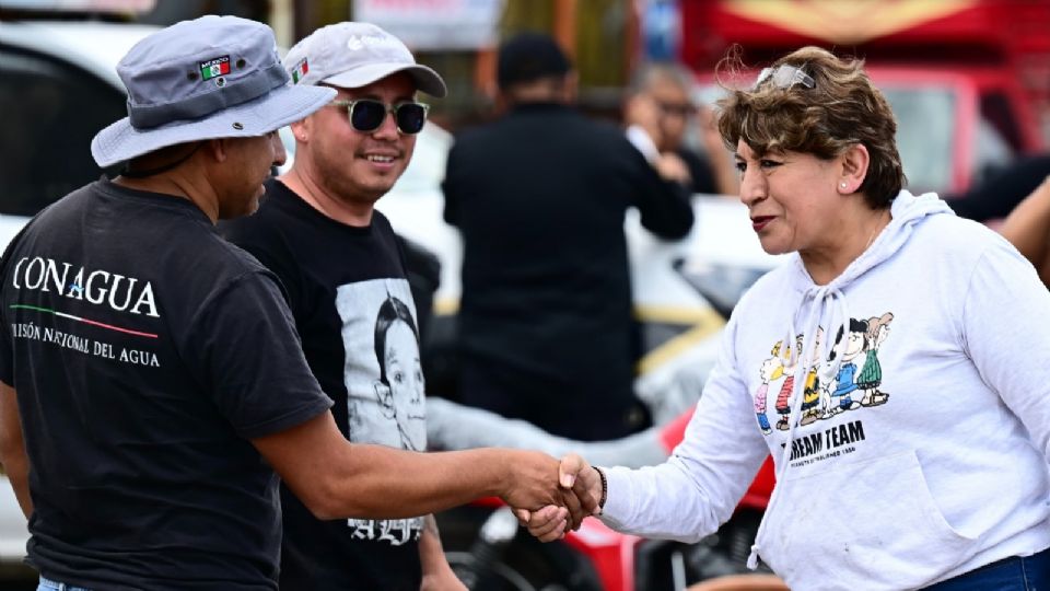 Gómez Álvarez exhortó a la ciudadanía a no tirar basura en calles ni coladeras.