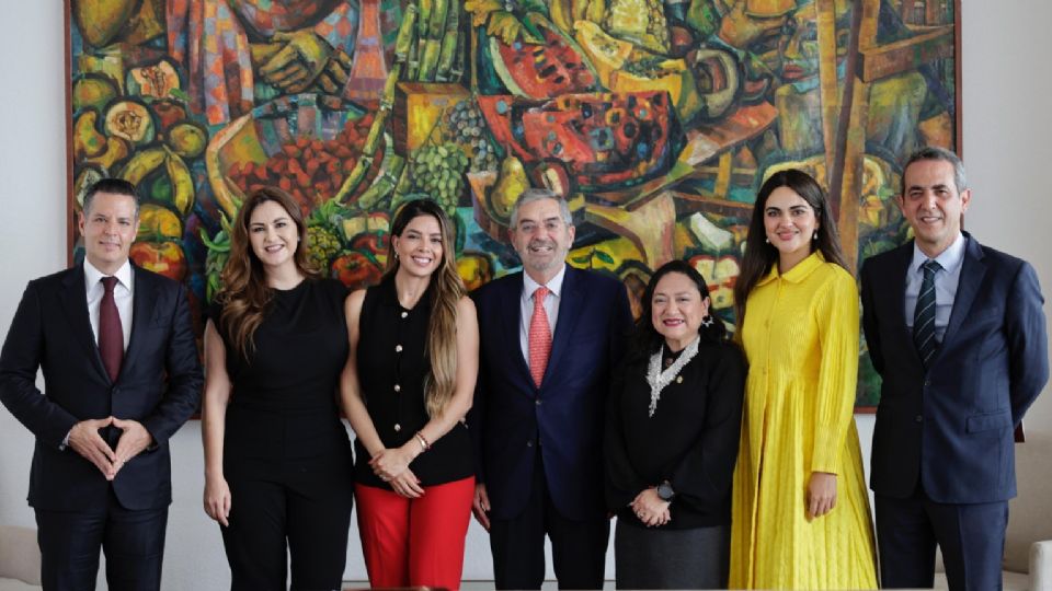 El grupo de senadores viajará de nuevo a Washington.