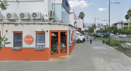 Violan sellos de clausura y roban Memes Cafés en San Pedro Garza García