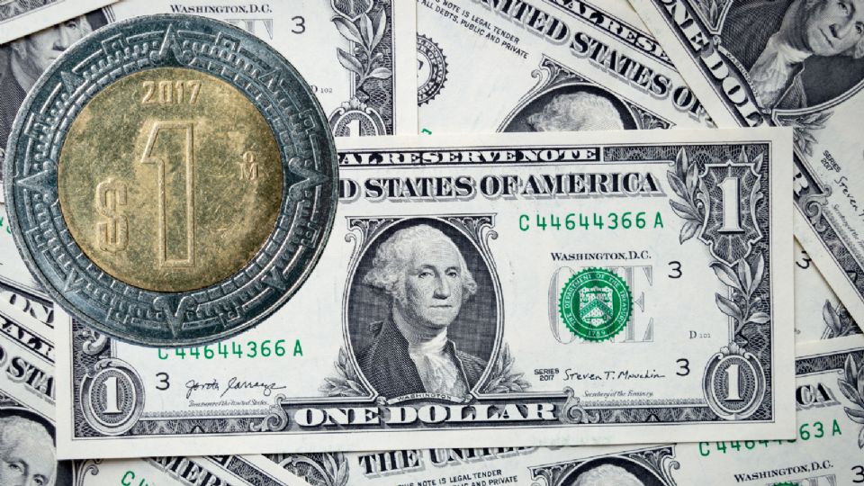 A pesar de esta depreciación marginal, el peso mexicano se mantiene dentro de un rango relativamente estable.