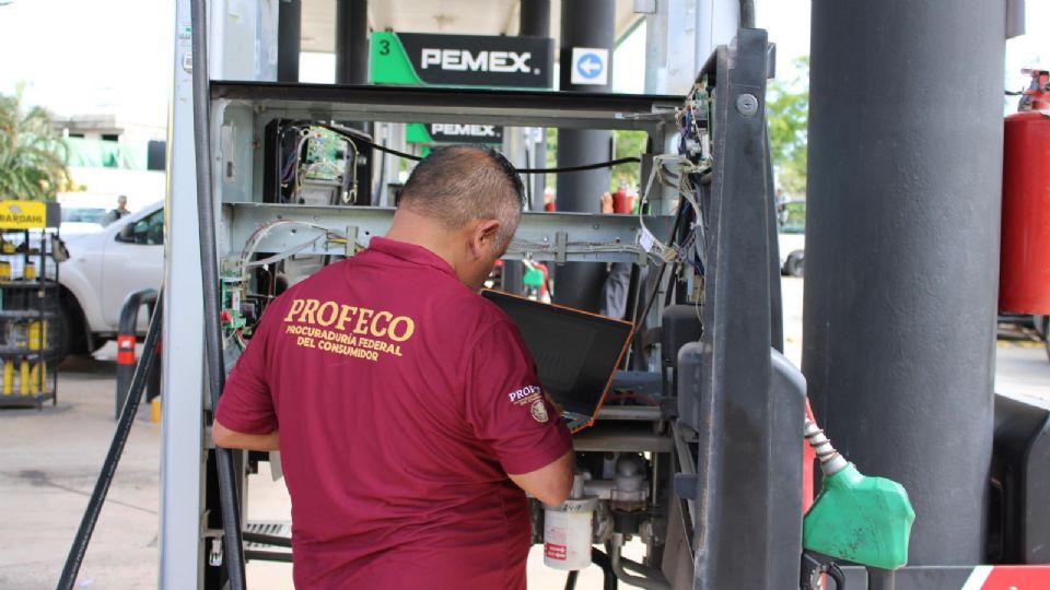 Las autoridades federales continúan realizando operativos en los expendios del país.