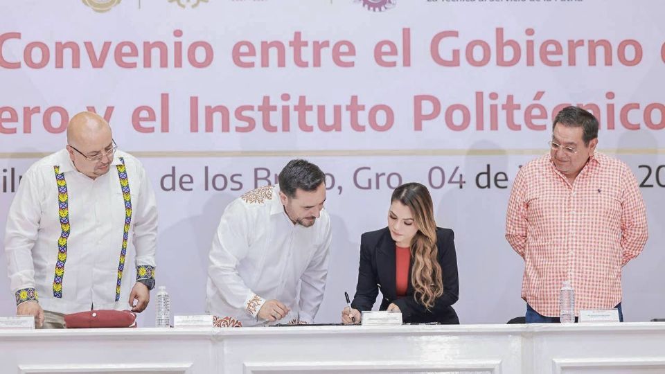 Buscan fortalecer la educación en Guerrero.