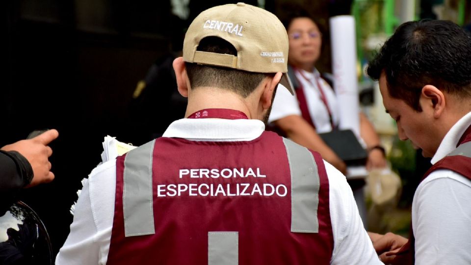 Personal Especializado en Funciones de Verificación son los únicos facultados para retirar los sellos de Suspensión de Actividades o Clausura.