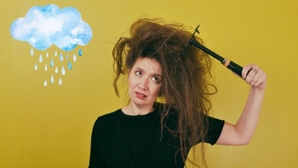 Dile adiós al frizz en el cabello chino: así puedes evitar que se esponje en temporada de lluvias
