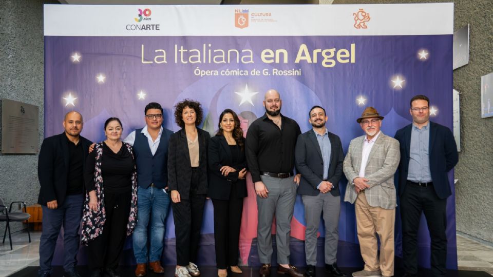 Este sábado, antes que se abra el telón de la Gran Sala  se ofrecerá una charla previa al público asistente.