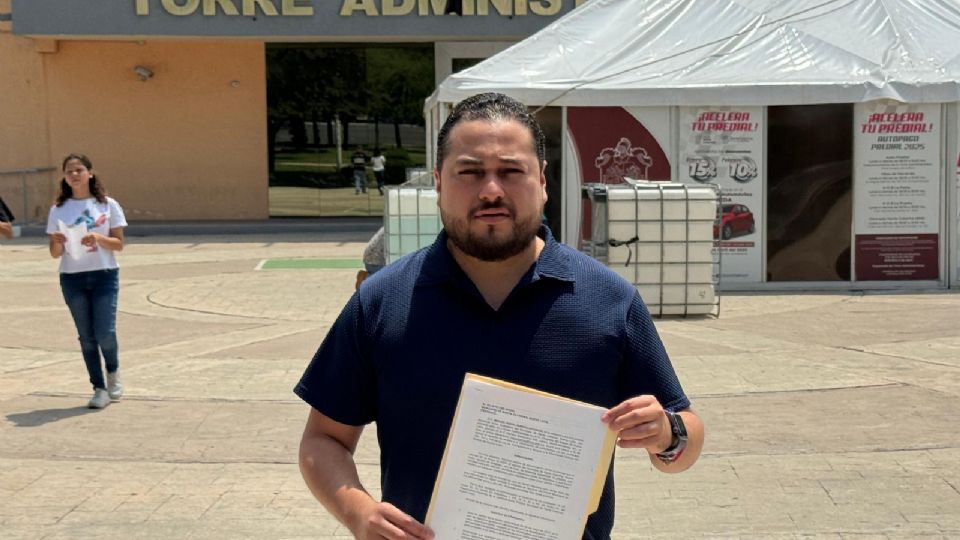 Miguel Ángel García Lechuga solicita información oficial sobre la desafectación de 19 predios en Santa Catarina para garantizar la transparencia en el uso de recursos públicos.