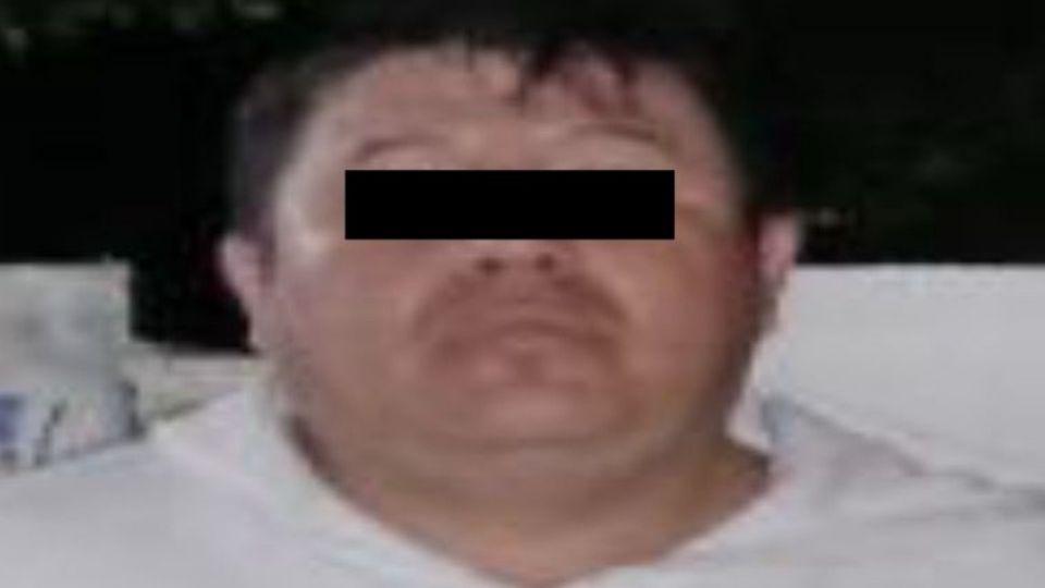 El sospechoso Roque A.V. de 37 años se presentó para recibir 3 mil pesos que un supuesto grupo delictivo exigió al encargado de las obras.