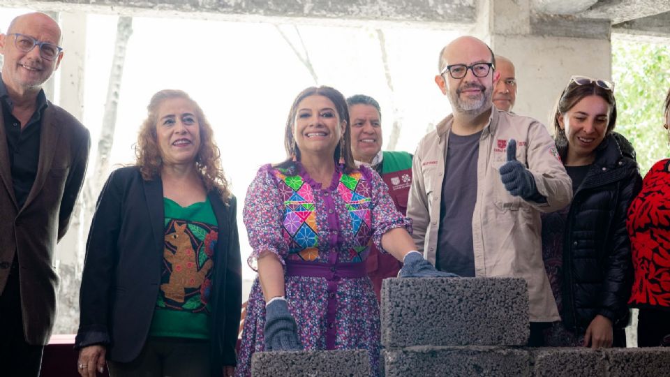 GCDMX primera piedra con la que da inicio al programa de vivienda en renta del gobierno capitalino.