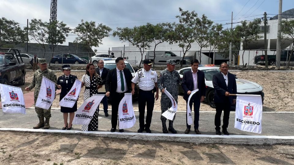 El nuevo stand de tiro real en Escobedo permitirá a los elementos policiacos entrenar en escenarios controlados con armamento real para fortalecer sus habilidades operativas.