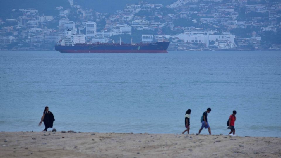 La Cofepris anunció que las playas Papagayo, Carabali, Hornos y Caletilla de Acapulco; resultaron no aptas para su uso recreativo.