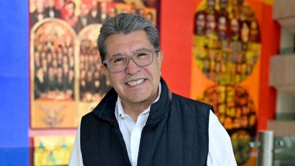 El congresista insistió en que, durante 200 años de vida independiente y con la primera mujer en la Presidencia de la República nunca se había enfrentado una oleada de designios.