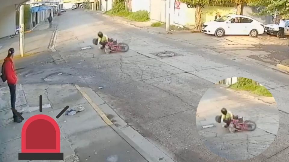 VIDEO | Perrito causa tremendo accidente al chocar con una moto y escapa el lugar