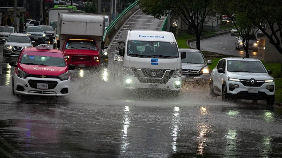 También se presentan lluvias ligeras y chubascos en las demarcaciones Álvaro Obregón, Cuajimalpa y Xochimilco.