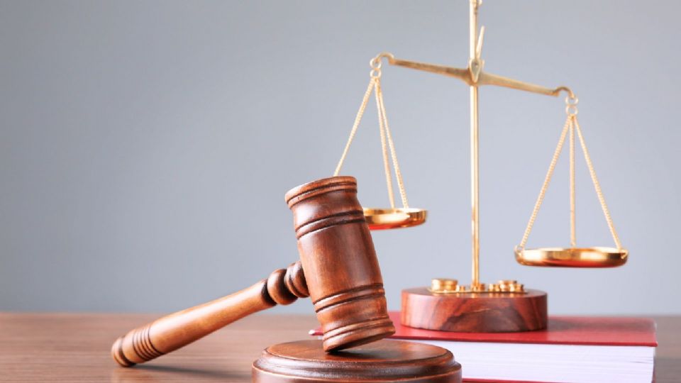 Aniceto Escárcega Saldaña, recibía y entregaba dinero, así como drogas.