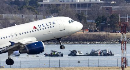 Avión de pasajeros casi choca con un bombardero B-52 en EU: ¿Qué ocurrió?