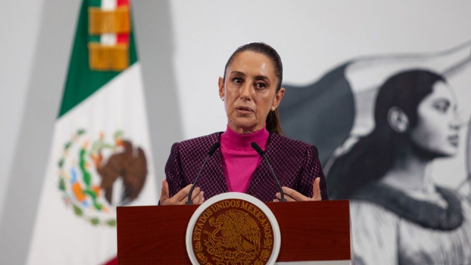 Claudia Sheinbaum Pardo, presidenta de México durante conferencia de prensa en Palacio Nacional.