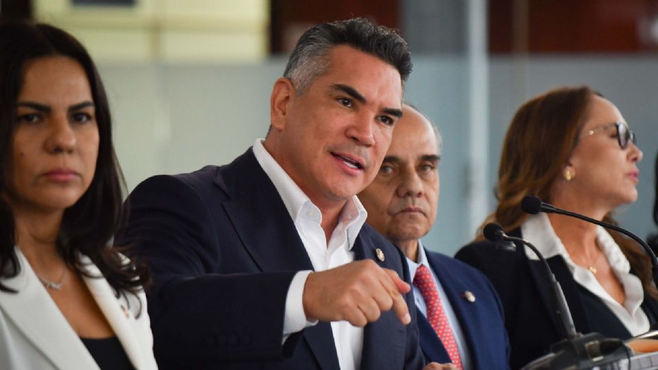 “Esto no es soberanía, es torpeza diplomática”, recalcó el dirigente nacional del partido tricolor.