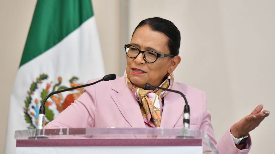 Rosa Icela Rodríguez en conferencia de prensa en la que se informaron los avances sobre la construcción de la nueva Ley General en Materia de Desaparición de Personas.