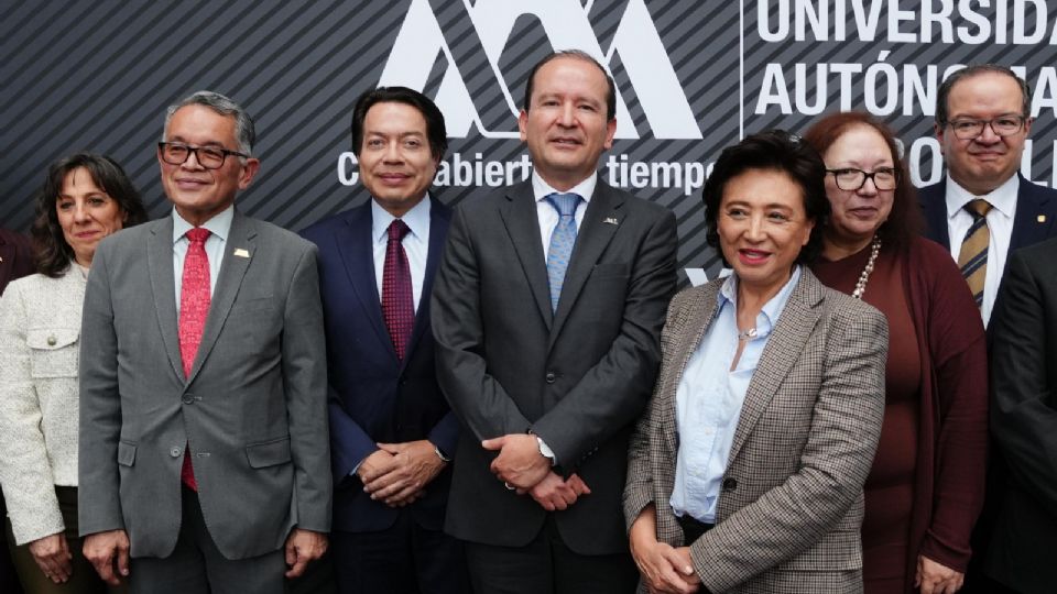 Subrayó los avances en el proyecto de la Presidenta de la República de convertir a las escuelas en espacios para la promoción de la salud y la prevención de las adicciones.