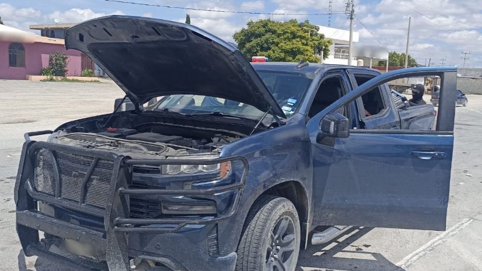 La detención ocurrió en el kilómetro 129 de la carretera 57, donde agentes de la Policía Federal Ministerial aseguraron un arma de fuego y detuvieron al conductor.