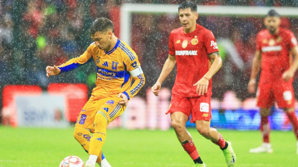 Toluca vs Tigres durante la Jornada 3 del Apertura 2025 de la Liga MX.