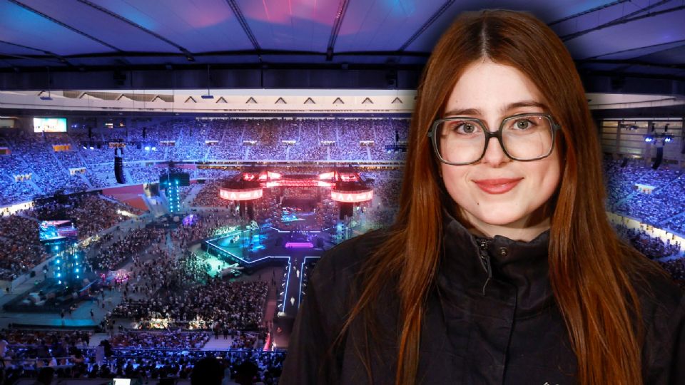 Durante La Velada del Año 5, RoRo Bueno recreó una escena al estilo 'Gigantes de acero'.