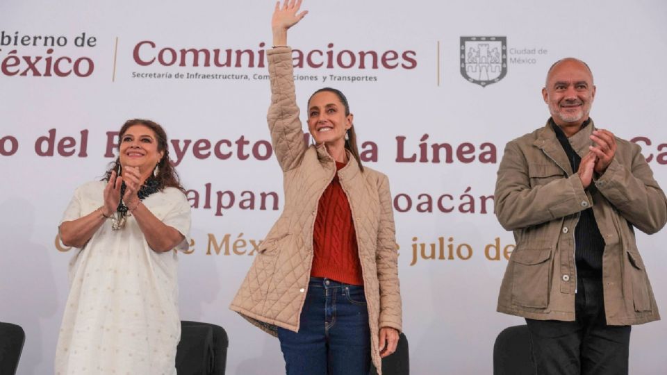 Claudia Sheinbaum celebra su regreso a Tlalpan.