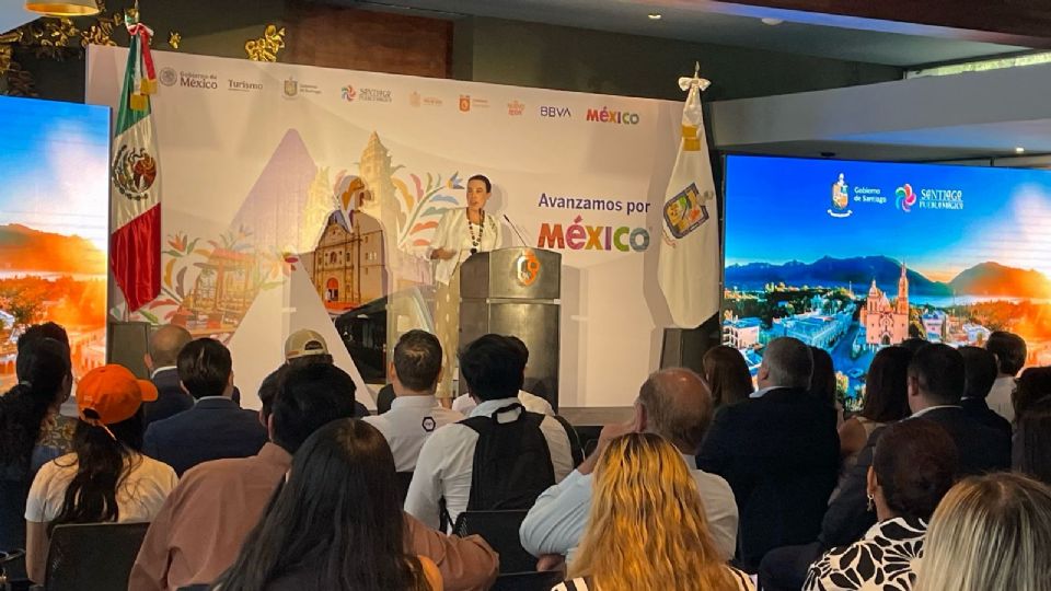 Josefina Rodríguez Zamora, Secretaria de Turismo del Gobierno de México.