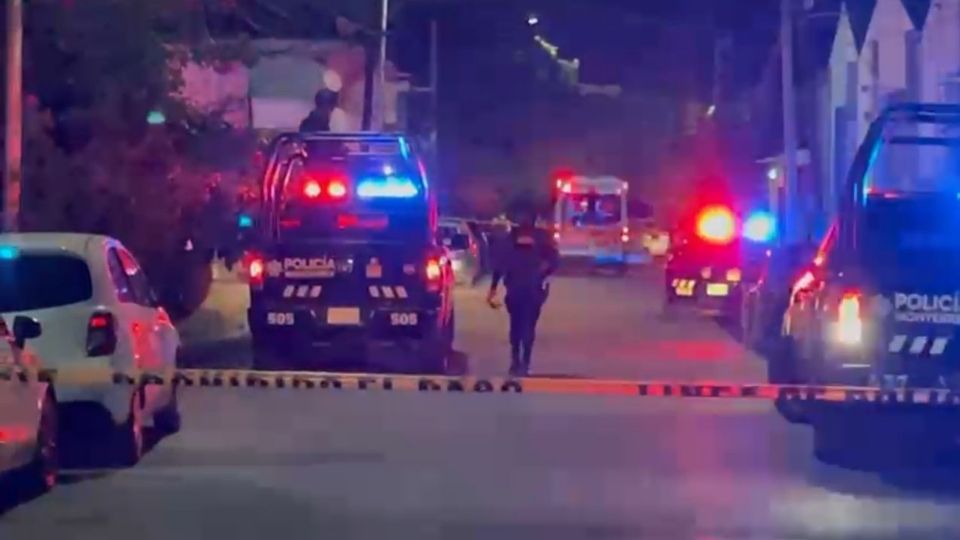 Autoridades acordonaron la zona y abrieron una carpeta de investigación por homicidio doloso.