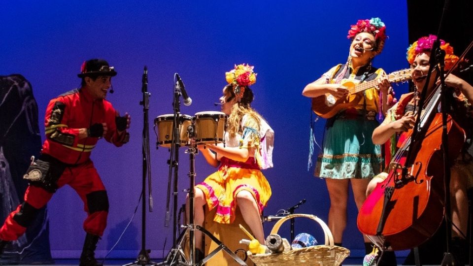 “El canto perdido del agua” combina música, teatro y participación del público en una aventura escénica por el cuidado del vital líquido.