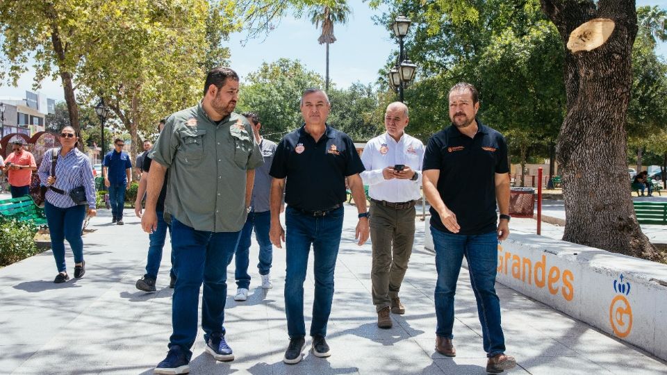 El alcalde Héctor García dio arranque a los trabajos de rehabilitación en la Plaza Principal de Guadalupe.