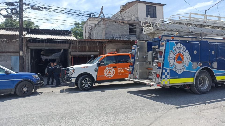 El hombre perdió la vida al estar trabajando en el techo de una vivienda.