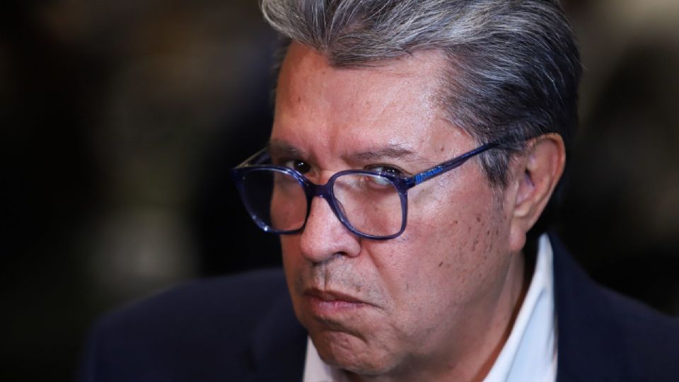 Ricardo Monreal sostuvo nuevamente pero con menos énfasis, que esa figura debe adecuarse, no eliminarse.