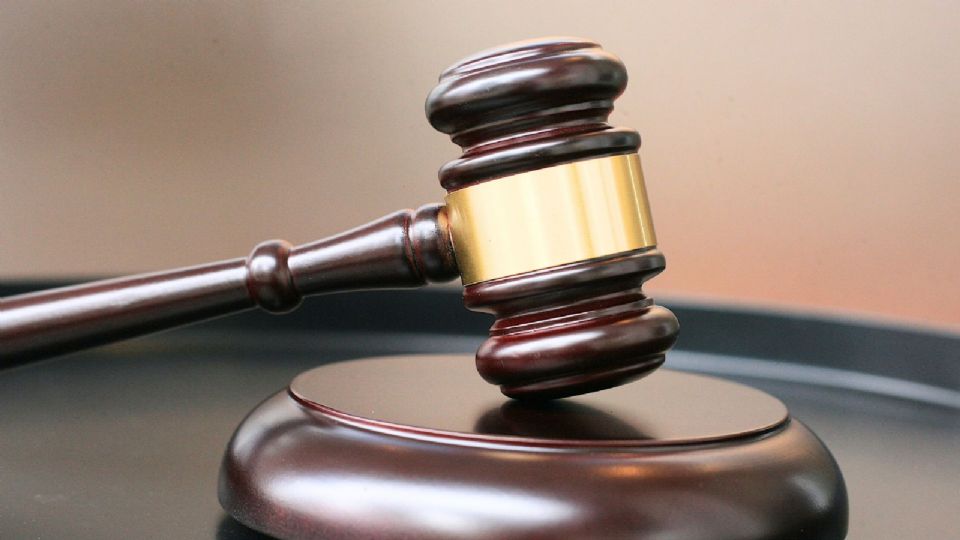 Aburto Martínez señaló que la decisión de la FGR vulneró su derecho de acceso a la justicia.