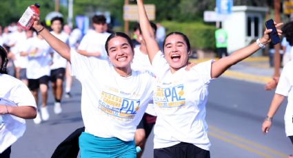 Participan cerca de 3 mil estudiantes de la UANL en la 'Rodada y Carrera por la Paz'