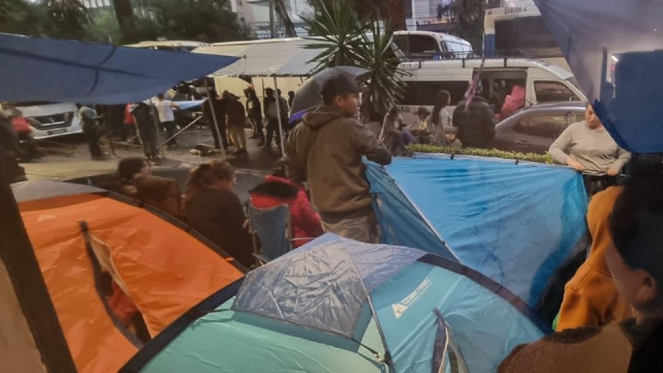 Plantón del Movimiento Social por la Tierra.