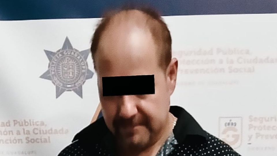 Policías de Guadalupe sometieron al presunto agresor y aseguraron el cuchillo con el que amenazó a su ex pareja.