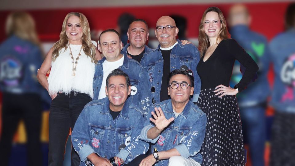 Adal Ramones, Yordi Rosado y el equipo de 'Otro Rollo' en conferencia para anunciar 'Enrollados'.