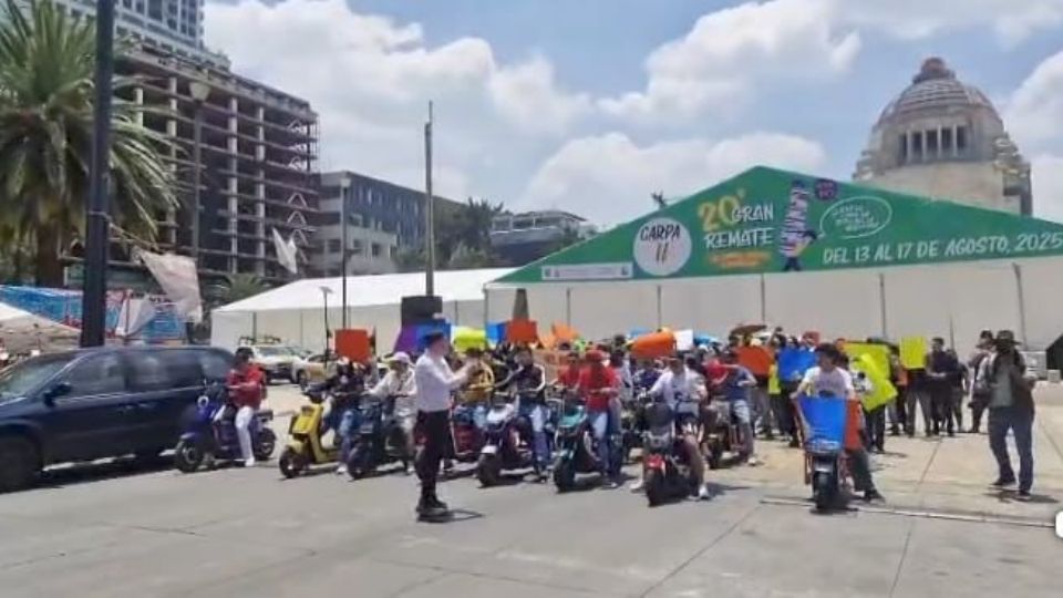 Protestan poseedores de scooters y bicicletas eléctricas por regulación.