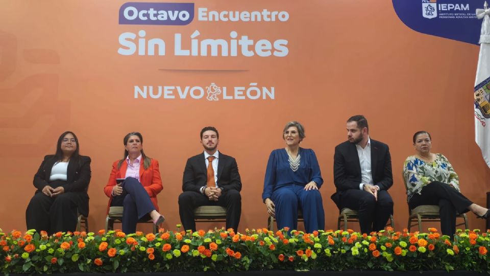 El gobernador Samuel García destacó la reducción de la pobreza en Nuevo León durante un evento en Monterrey.