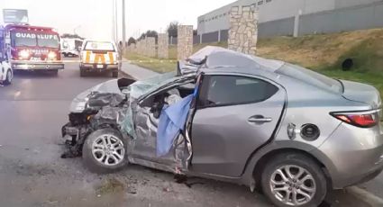 Mujer pierde la vida tras dormitar al volante y estrellarse contra un muro en Guadalupe